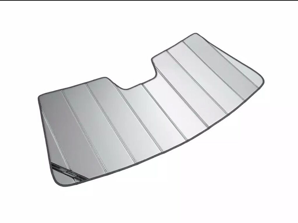 Ford F-150 Covercraft UVS100 Sun Shade