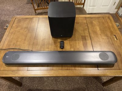 LG SJ9 Soundbar System with Wireless Subwoofer and Remote