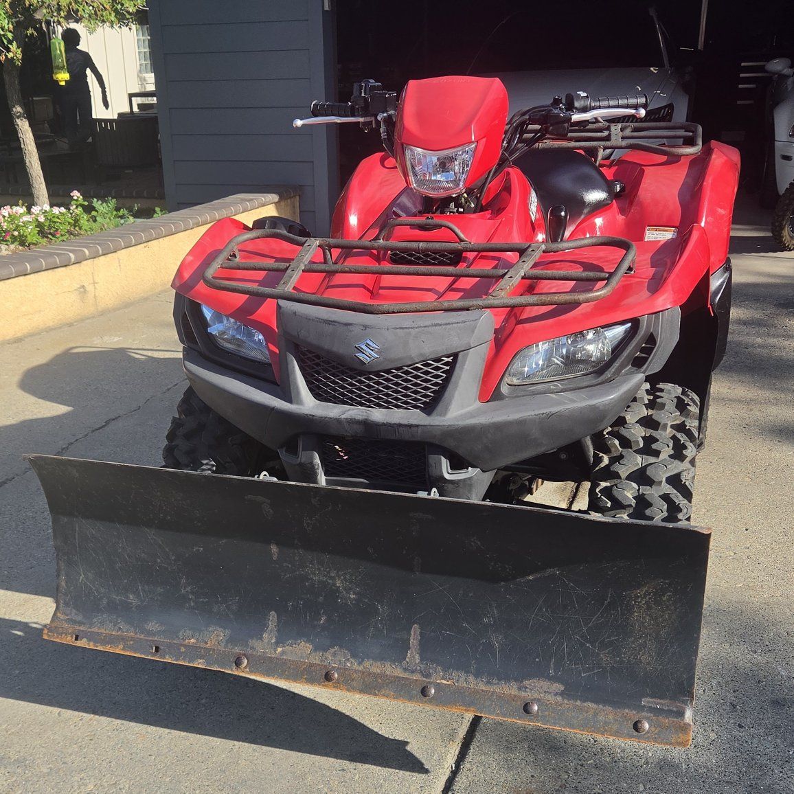 Suzuki King Quad 750 4Wheeler Plow Quad