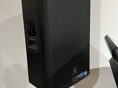 Electro-Voice ELX115 Live X 15-Inch Passive 2-Way Loudspeaker - Black