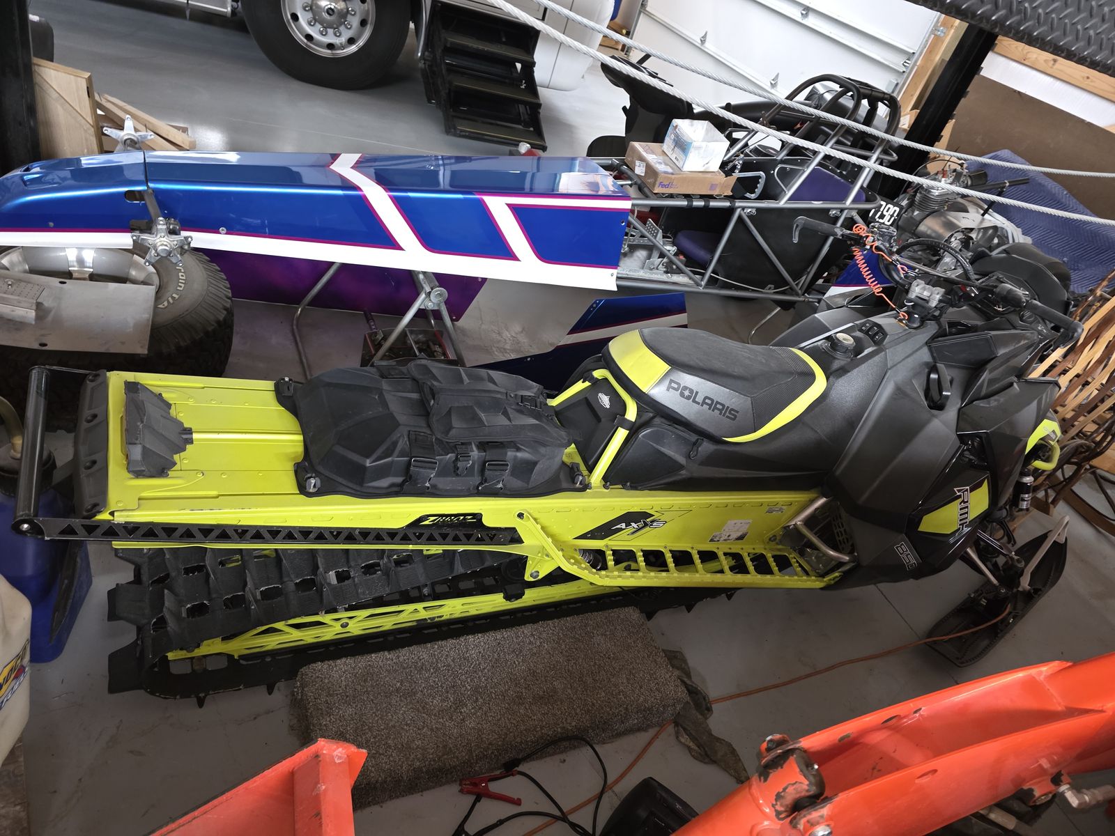 Main image 4