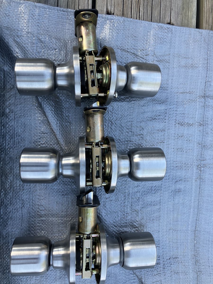 RV Doorknobs