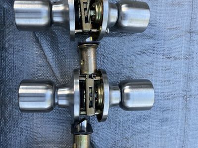 RV Doorknobs