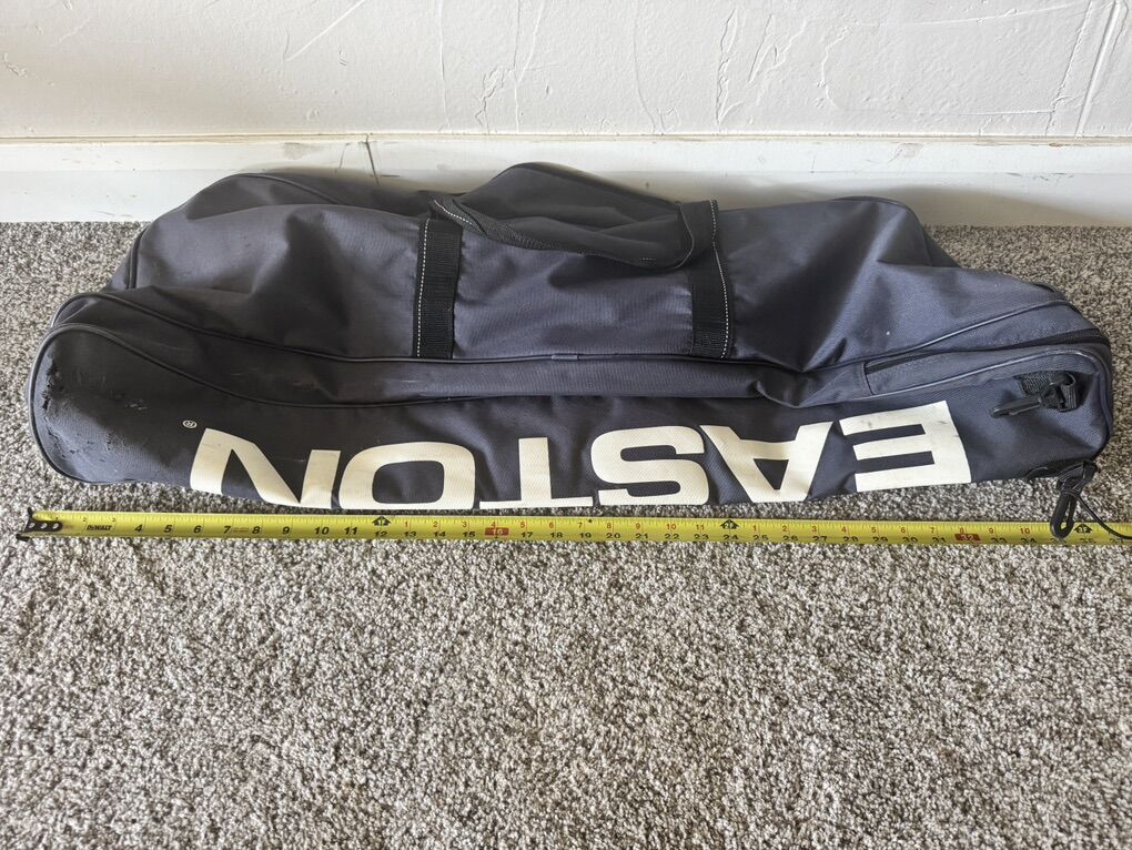 Easton 35 Inch Sport Baseball Bat GLove Bag Duffle
