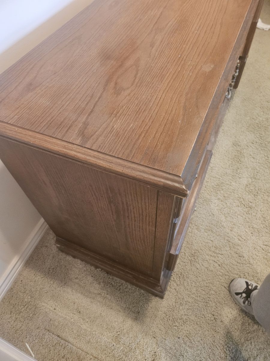 Main image 6