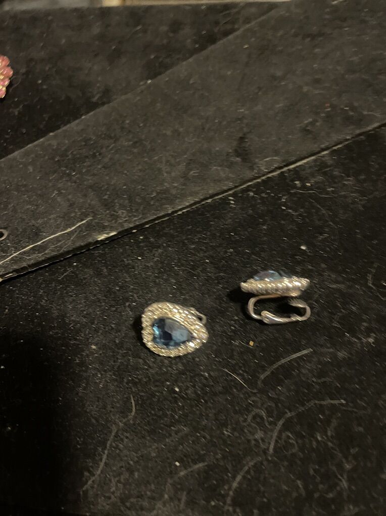 Blue Saphire Heart Clip On Earrings