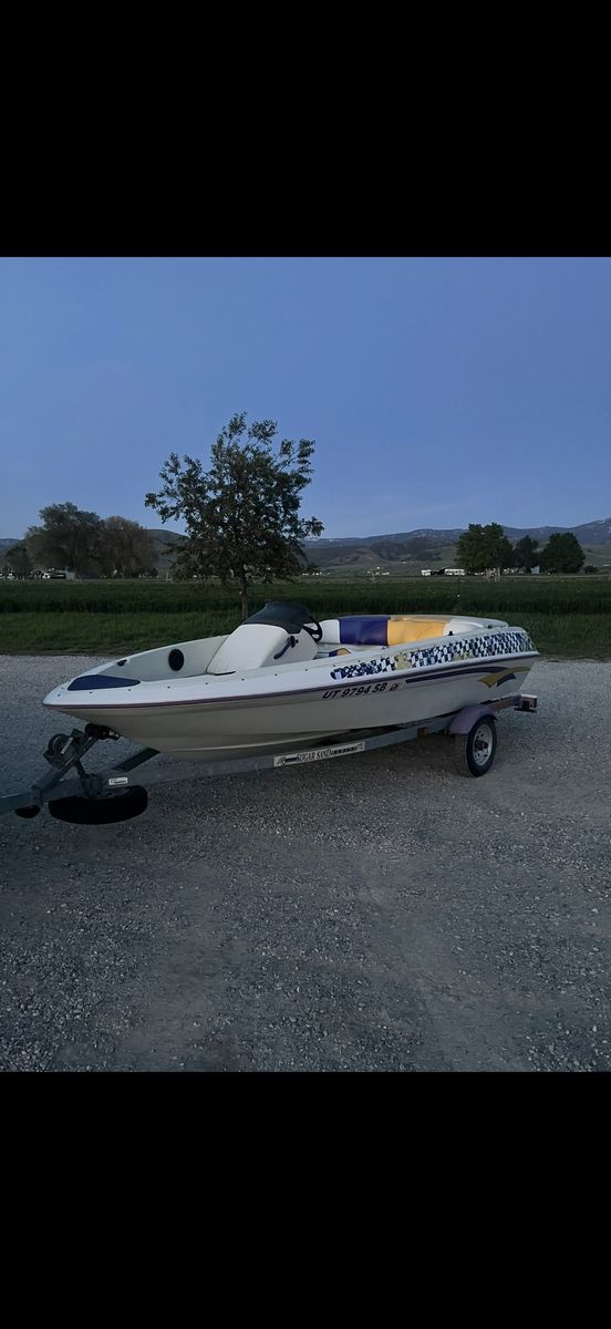 1997 Sugar Sand Mirage Sport 175HP Jet Boat with Trailer