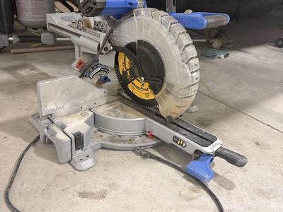 Kobolt Dual Bevel Miter Saw