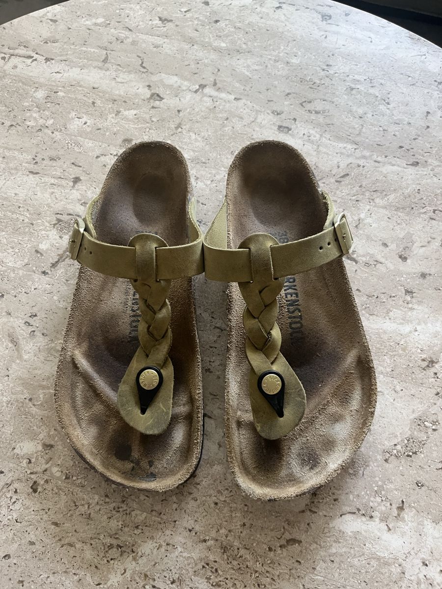 Birkenstock Gizeh sandals size 38 green leather