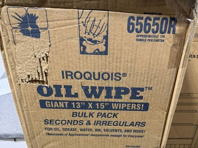 NEW! Oil Wipe 13" x 15" 750 Pack