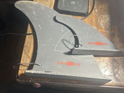 Found paddle board fins