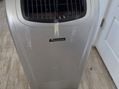 EVERSTAR MPK-10CR-1 10000 BTU Portable Air Conditioner w/ Hoses, Silver