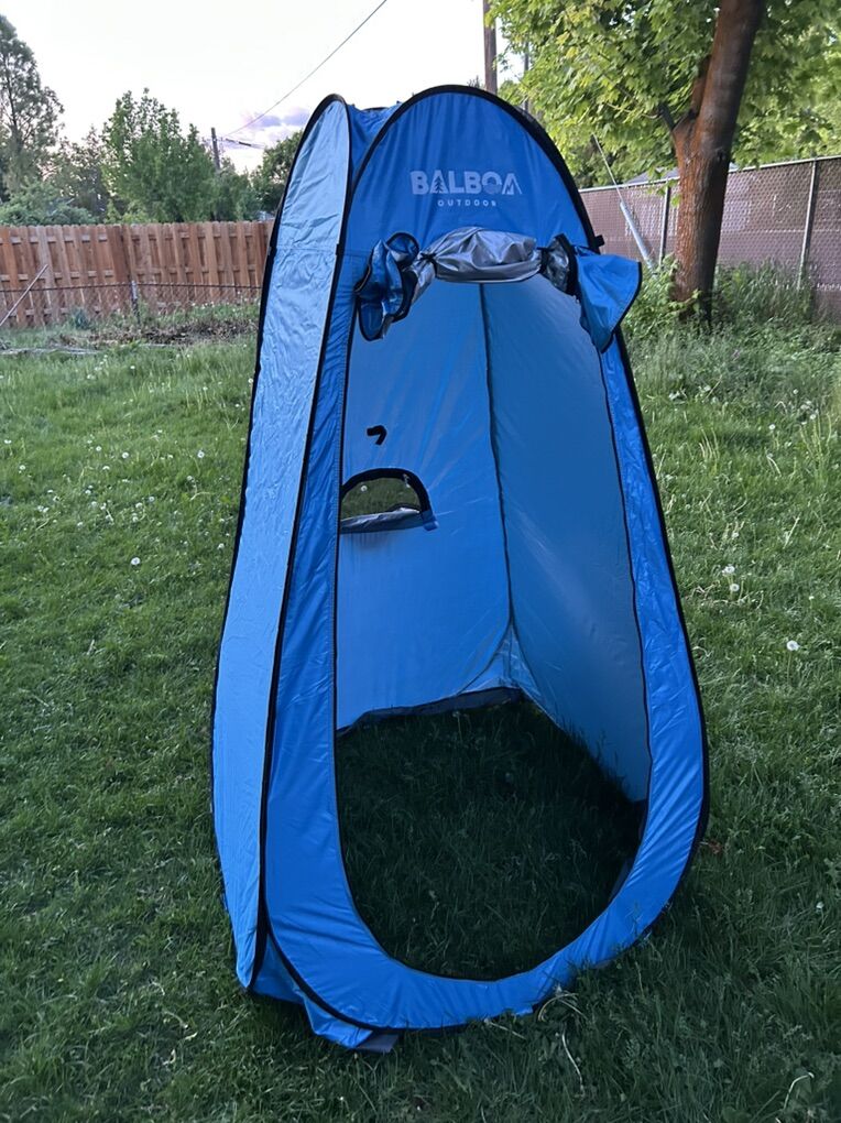BRAND NEW Pop-Up Privacy Tent