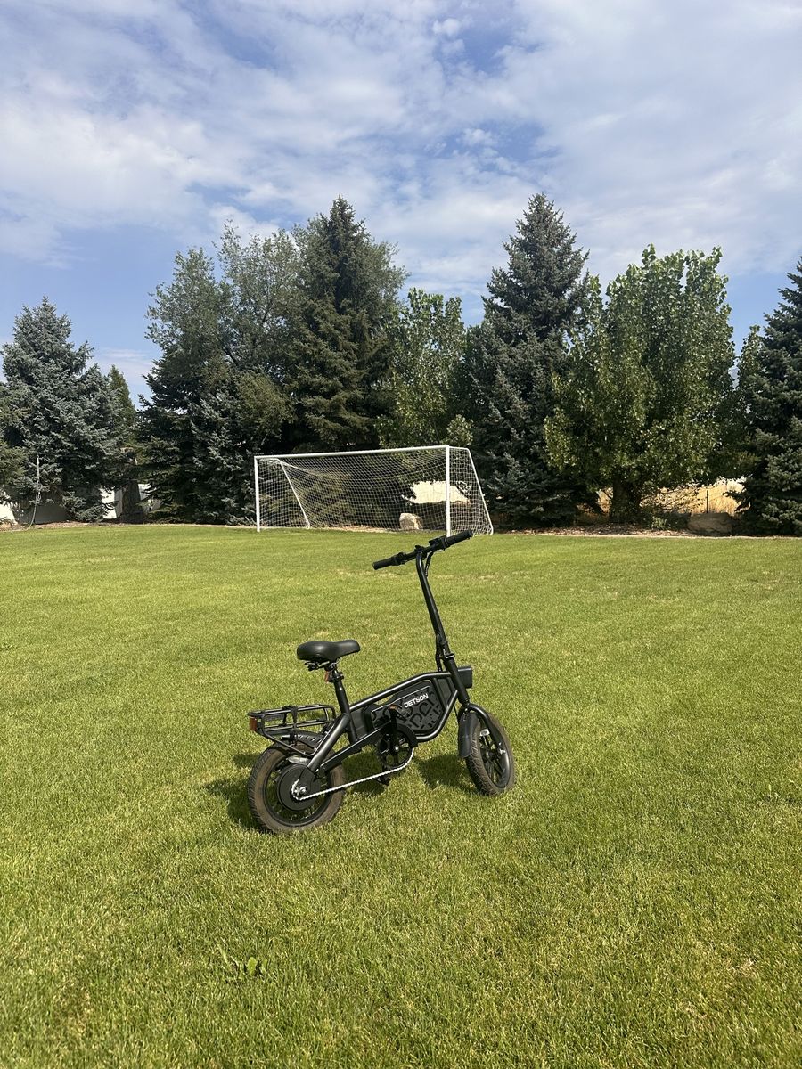 Jetson Bolt Pro Max Electric Bike - Excellent Condition + Charger