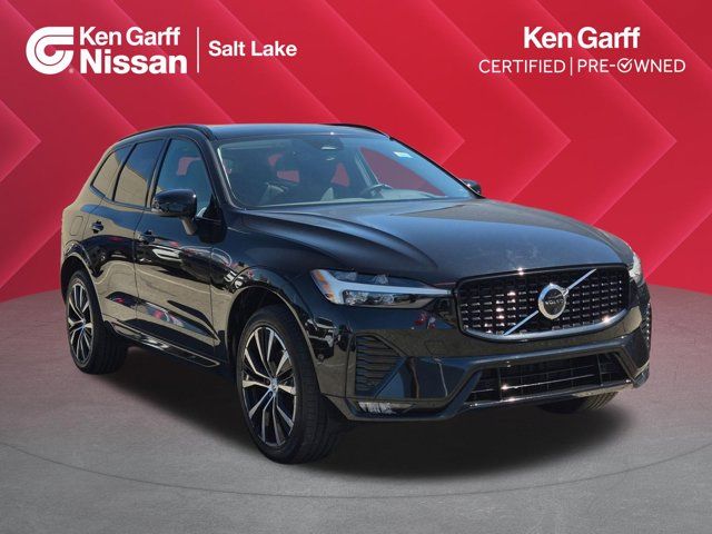 2023 Volvo XC60 B5 Plus Dark Theme