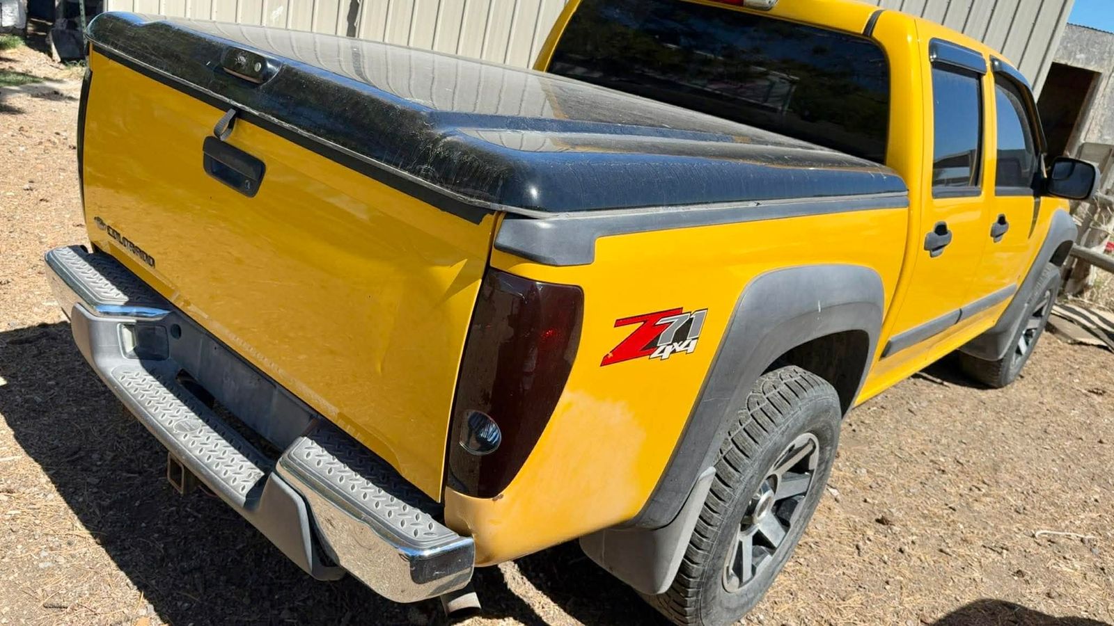 2006 Chevy Colorado 3.5 4x4 parts truck