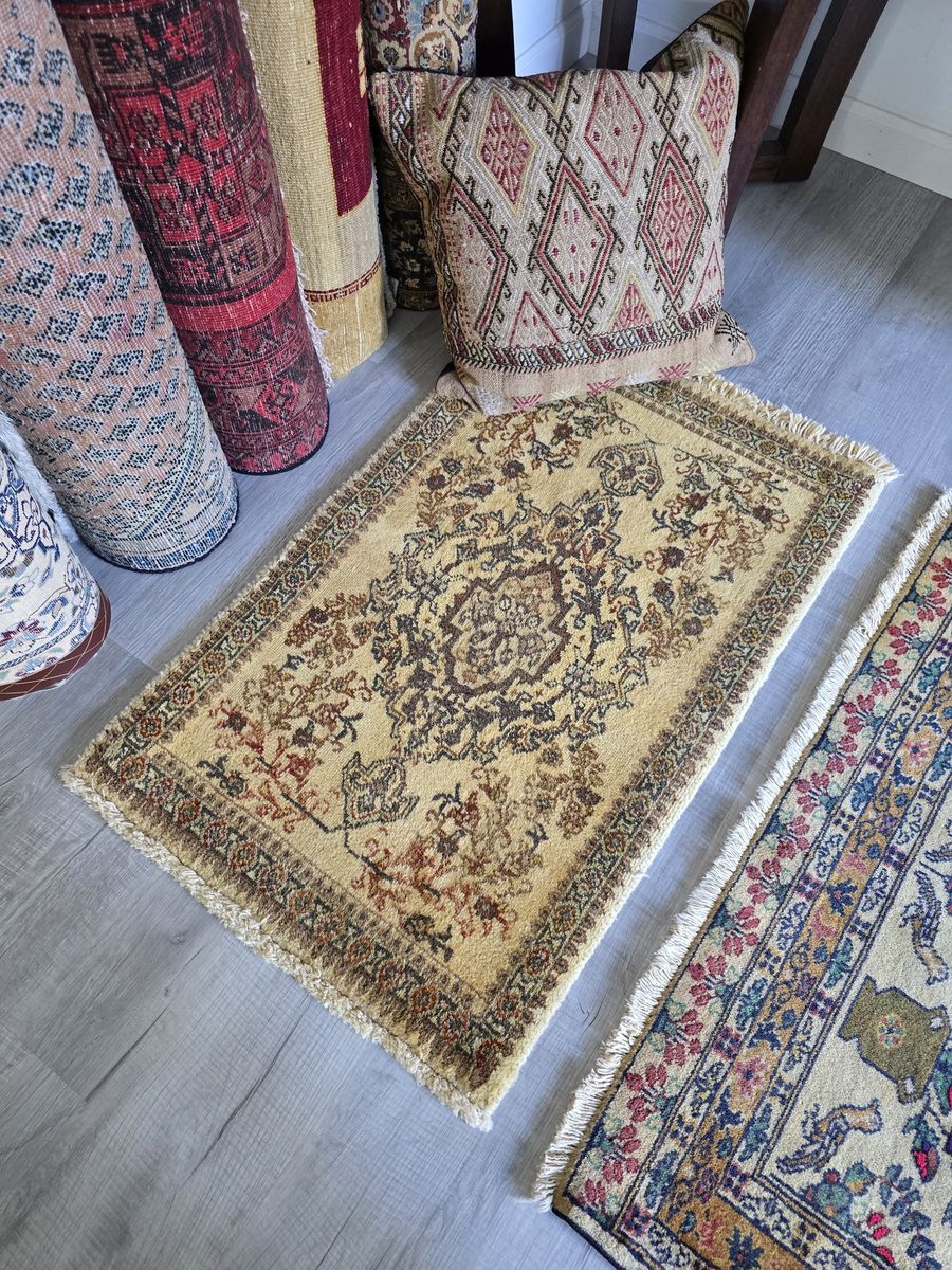Cute Hand-Knotted Small Rug