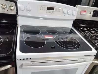 GE White Electric Range Stove with Glass Cooktop & Oven