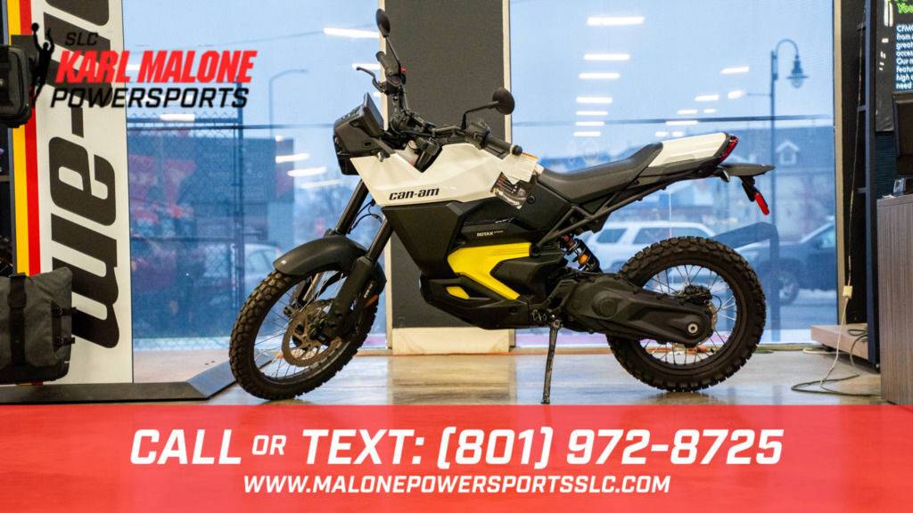 2025 Can-Am® Origin White