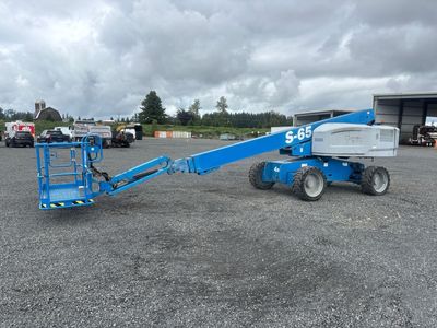 2015 Genie S65 Boom Lift