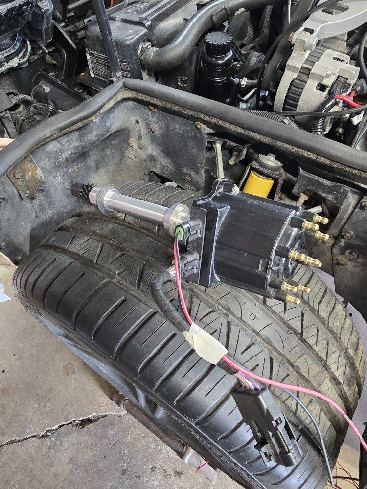 Pertronix D1020 distributor. For small cap Chevrolet with computer control (TBI, TPI).