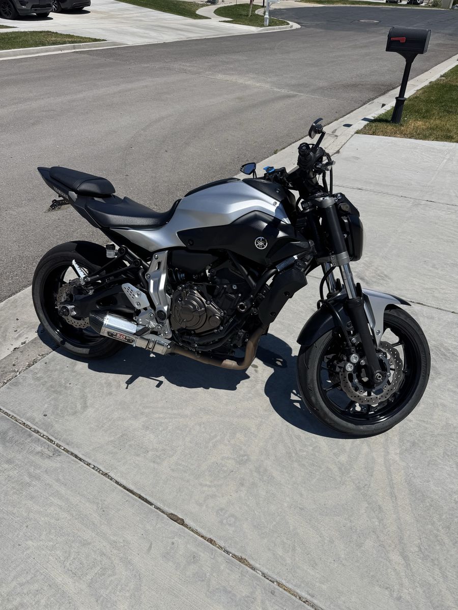 2017 Yamaha MT-07 Motorcycle - Excellent Condition, Multiple Mods, Clean Title