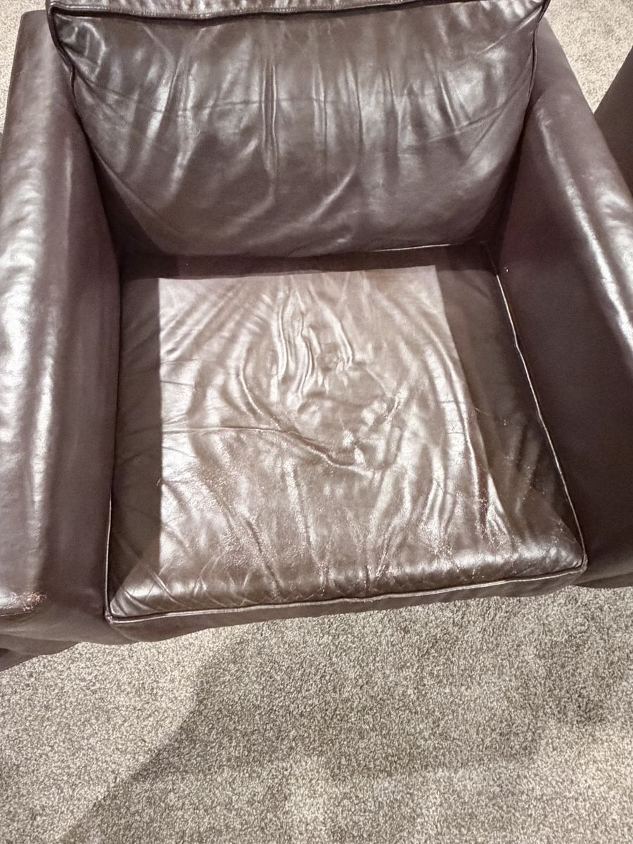 Main image 3