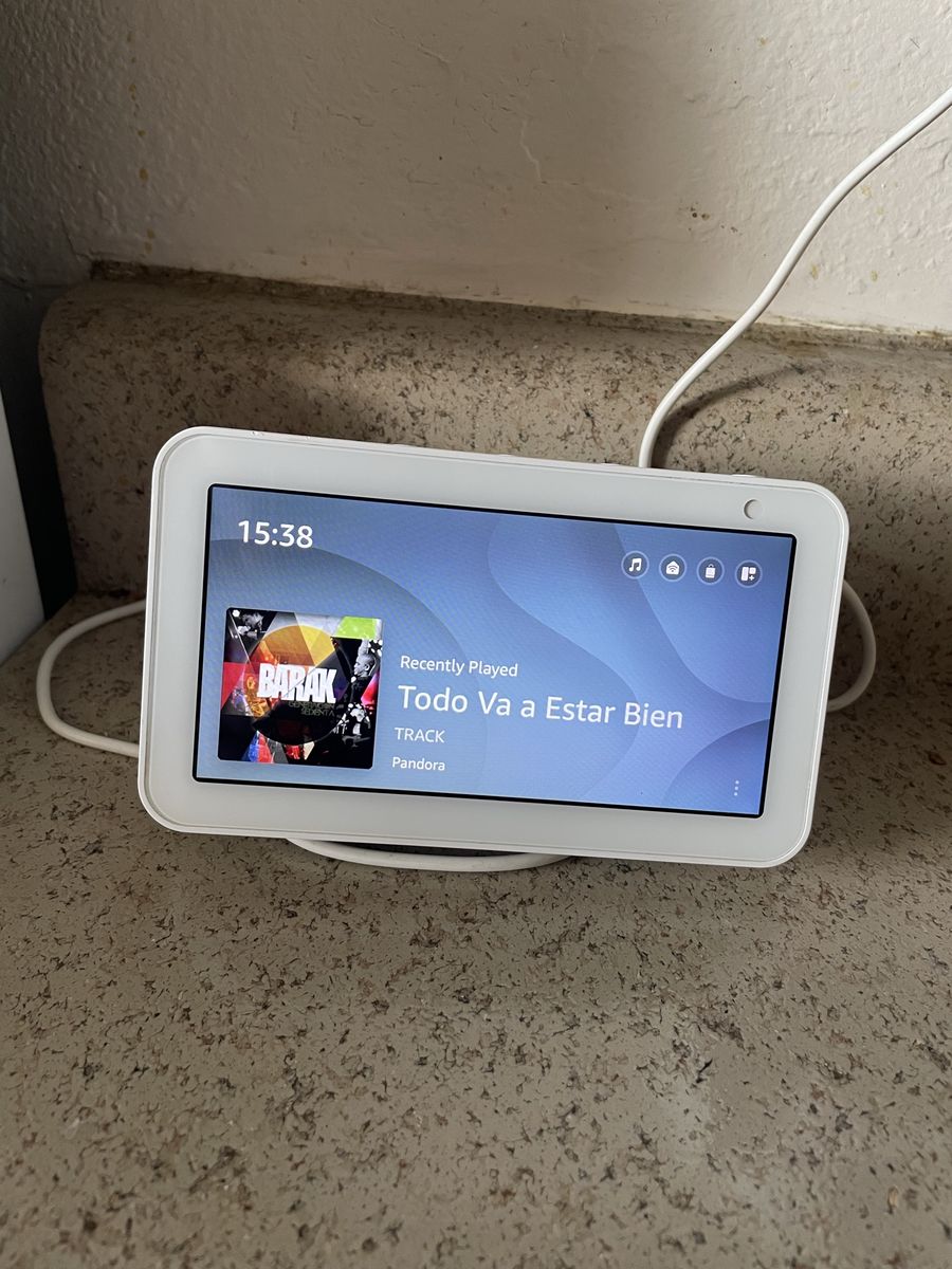 Amazon Echo Show 5 (1st Gen) Smart Display with Alexa - White