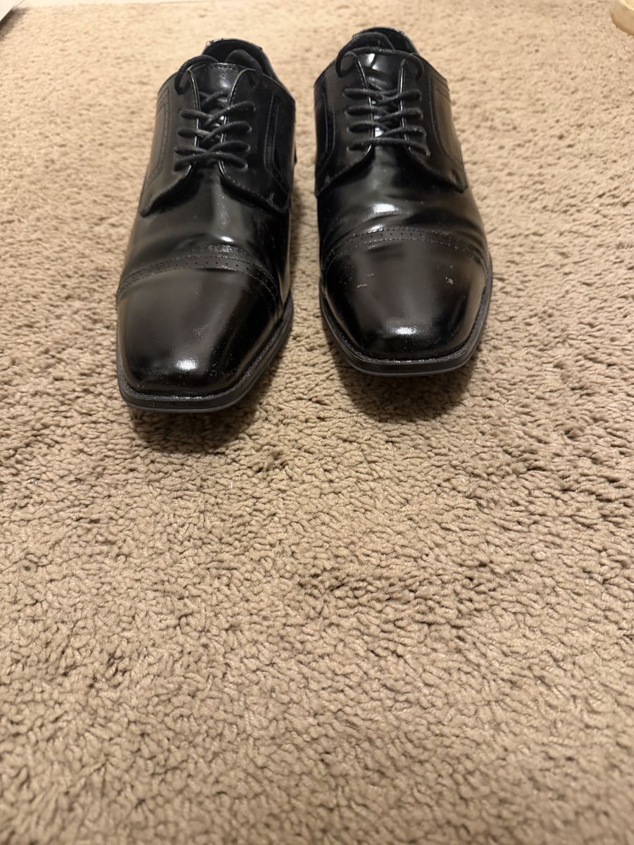 Mens dress shoes Size 11