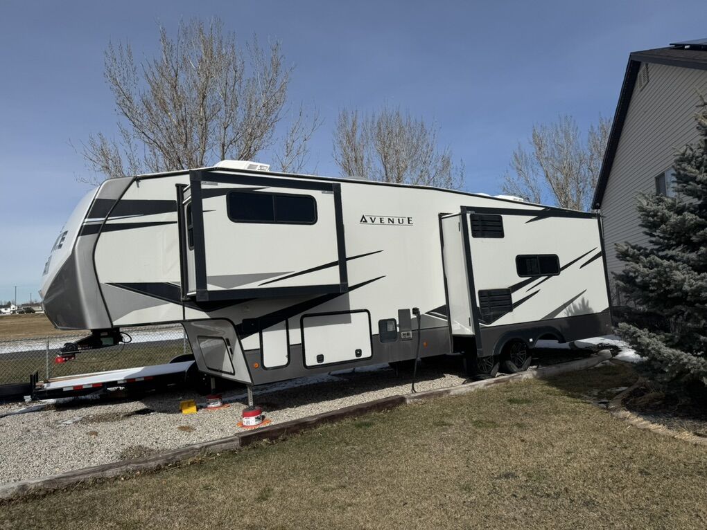 2022 Aliance Avenue 32 RLS