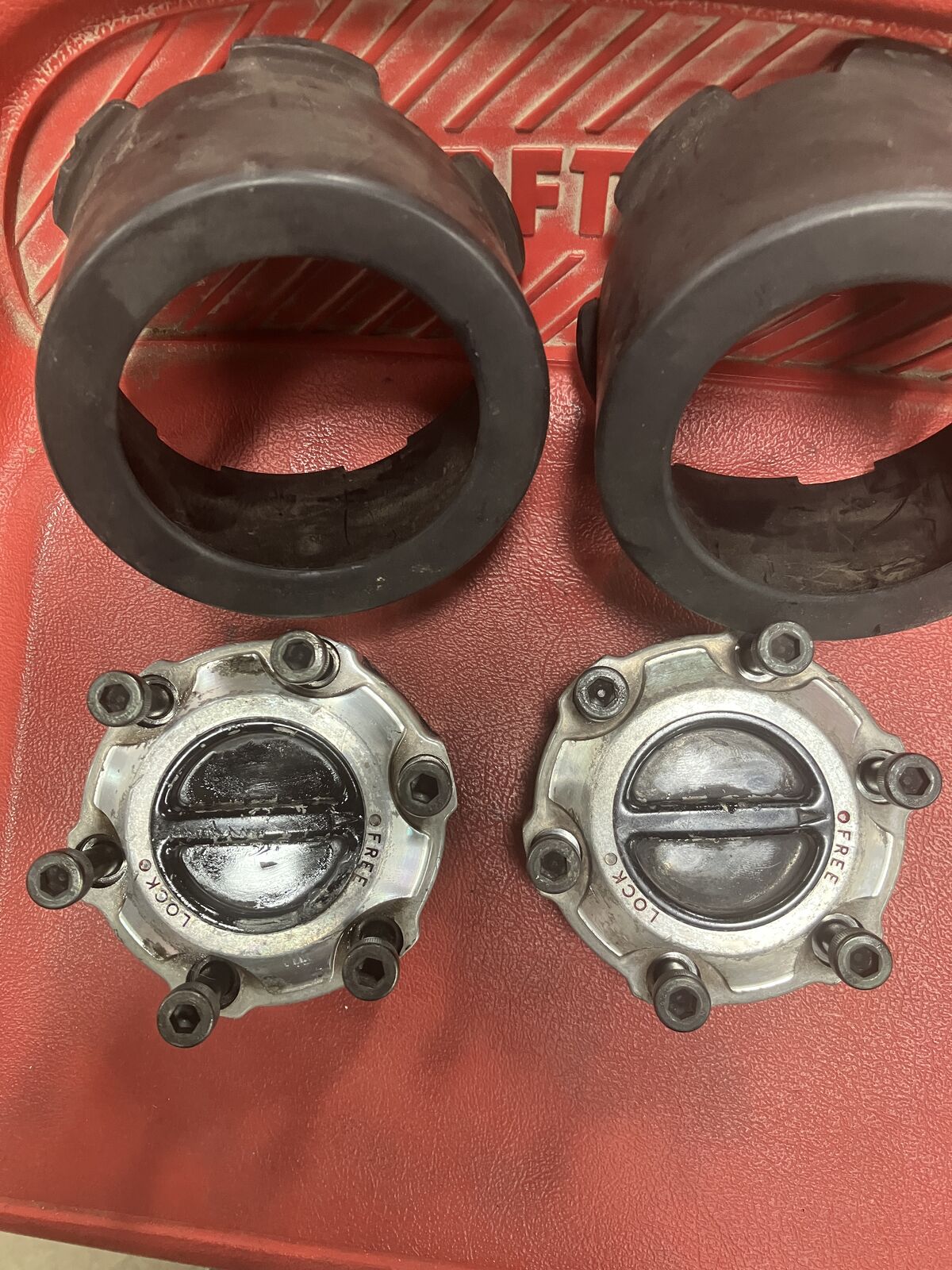 Factory Nissan D21 4x4 manual locking hubs