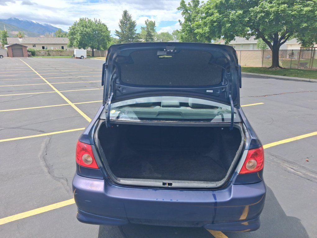 Main image 4