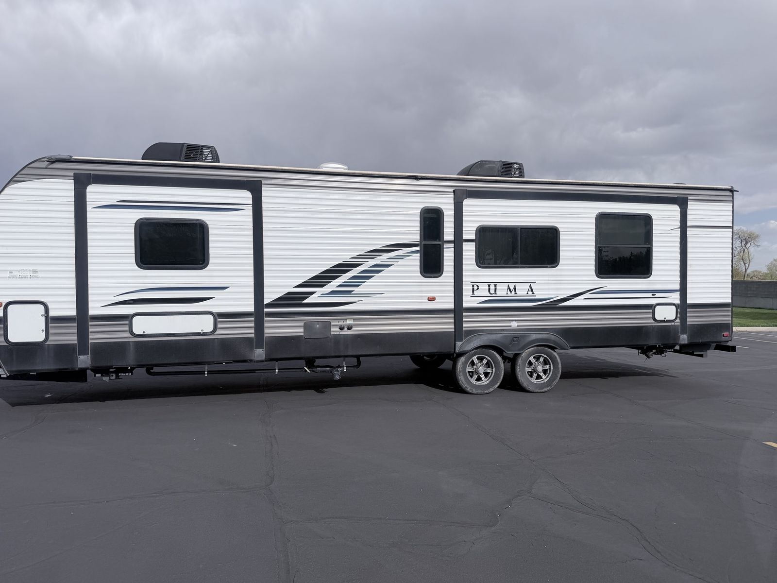 2021 Puma Forest River 36 FT