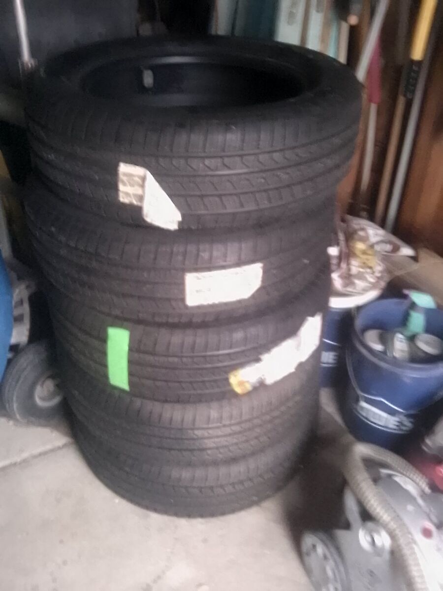 225/60 R/18 Pirelli PZERO All Season