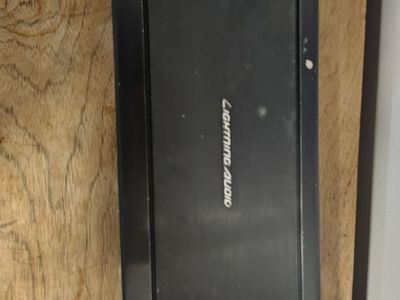Lightning Audio L-5600 - Car - amplifier - external - 5-channel - 100 Watts x 4 + 400 Watts x 1