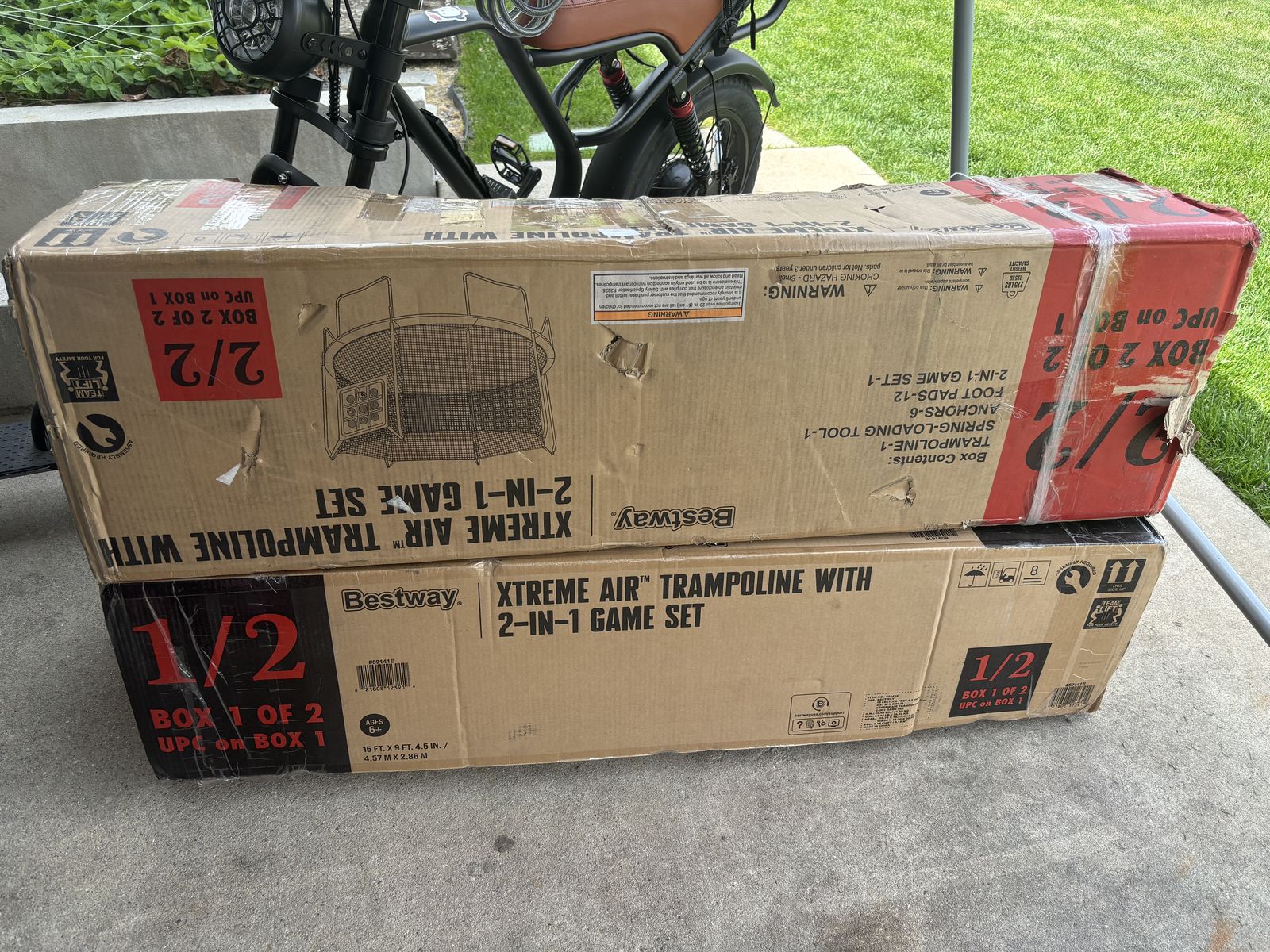 Bestway 2 in 1 game trampoline