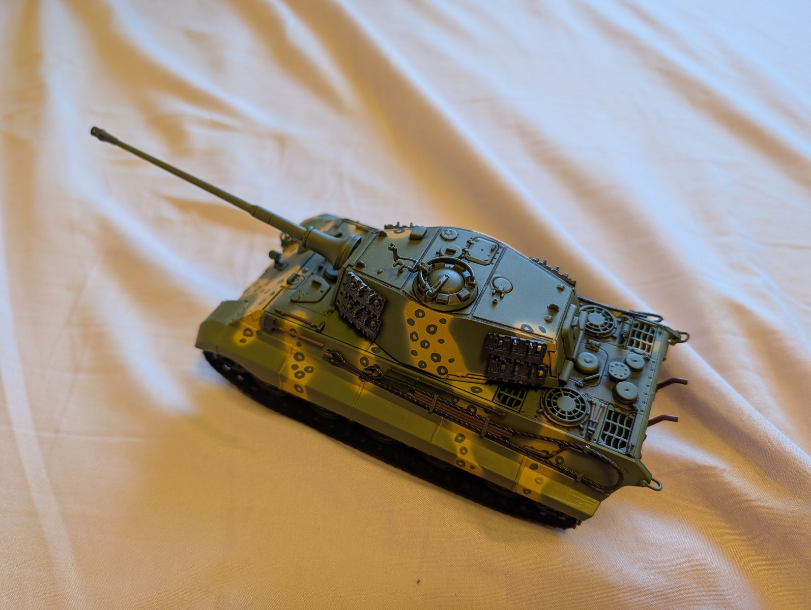 Tiger II Model Tank