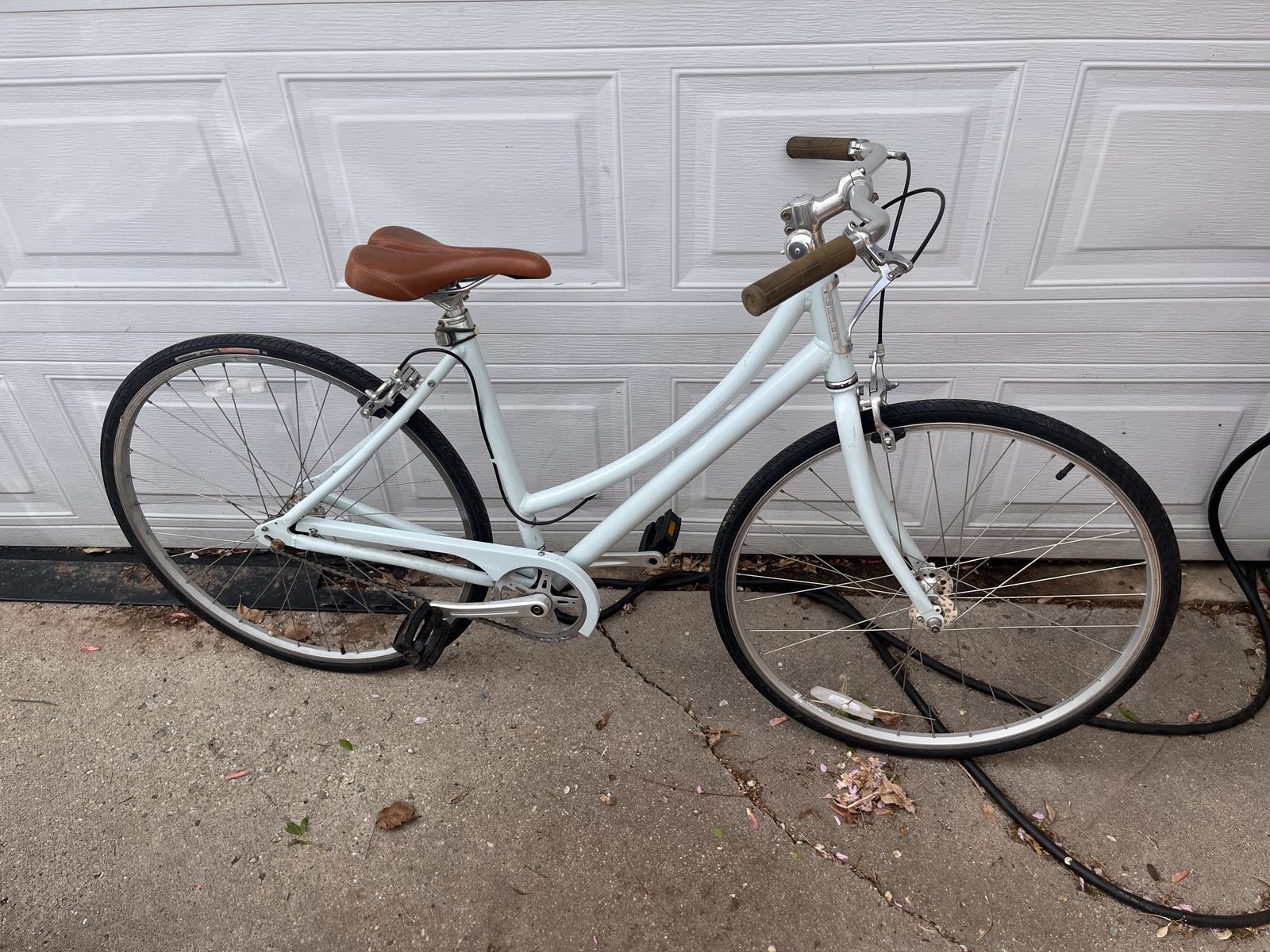 Specialized globe townie bike