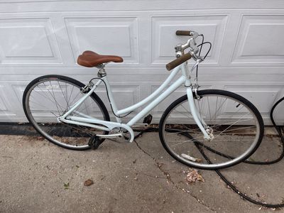 Specialized globe townie bike