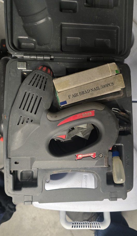 Arrow BT2025HD Electric Brad Nailer/Stapler Kit with 1" Brad Nails, o.b.o.