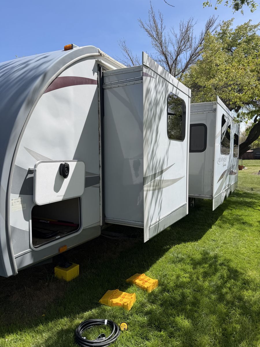 Cruiser RV 28RLSS