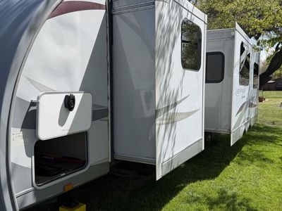 Cruiser RV 28RLSS