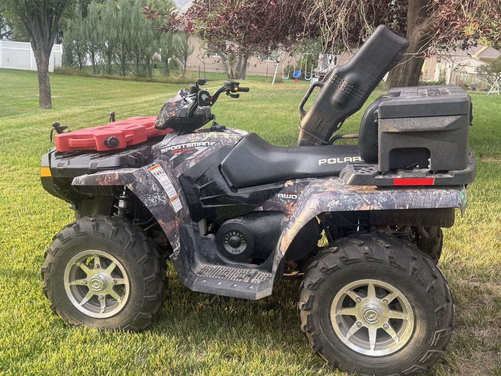 2008 POLARIS Sportsman Twin 800 with snow plow attachment