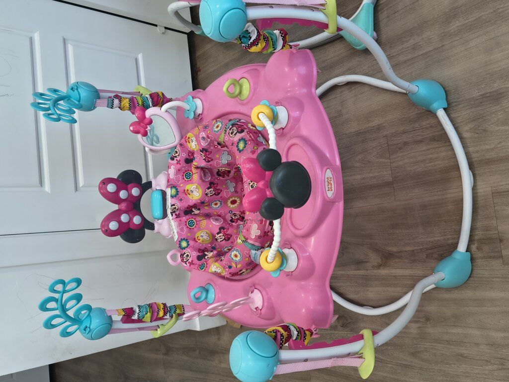 Minnie Mouse Jump•A•Roo & Peek•A•Boo Walker