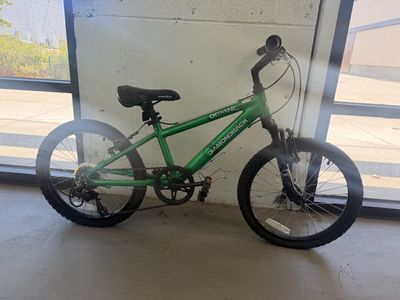 Diamondback Octane 20 Kids Mountain Bike Green 6-Speed
