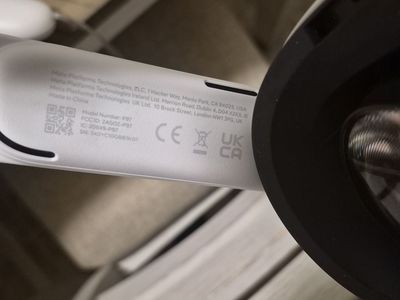 Virtual reality headset