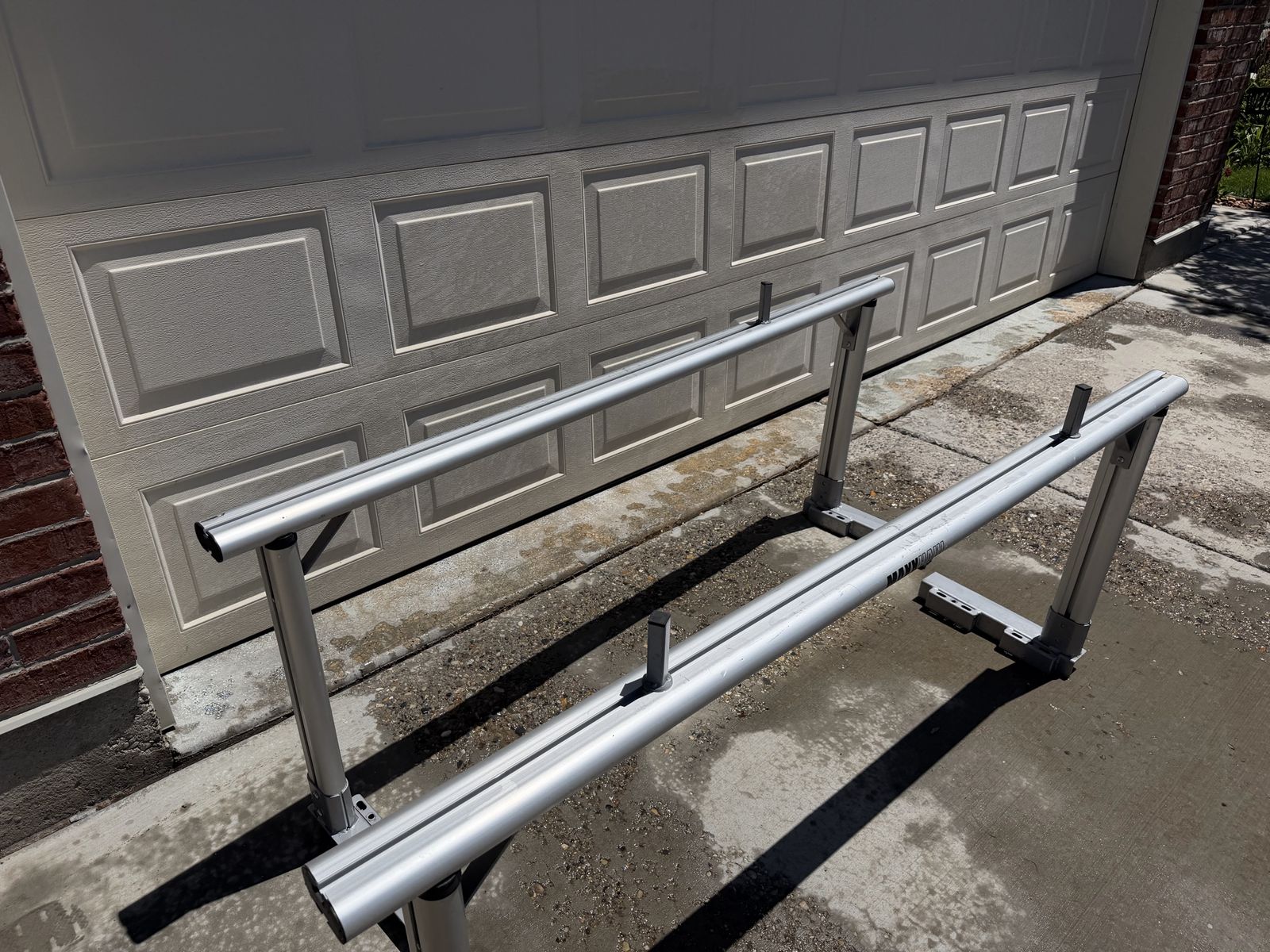 Main image 6