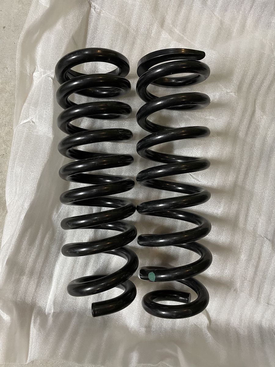 OEM Toyota 4Runner Rear Coil Springs (Pair) - 200 Miles - $50 (Or $300 Full Package)