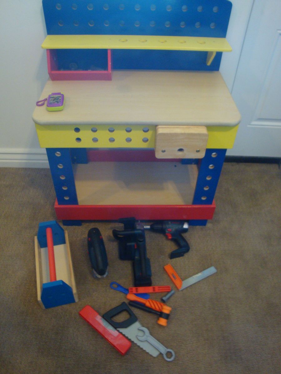 play tool bench and tools