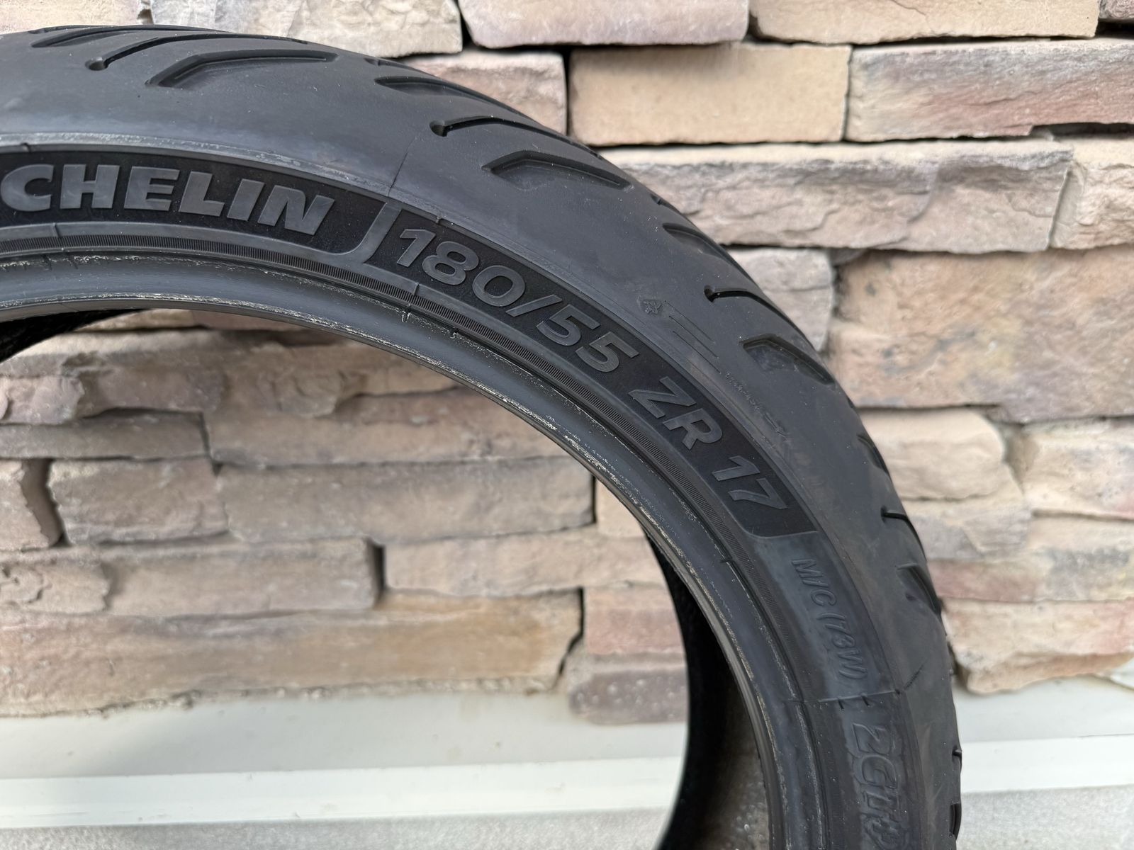 Michelin Road 6 GT 180/55 ZR 17